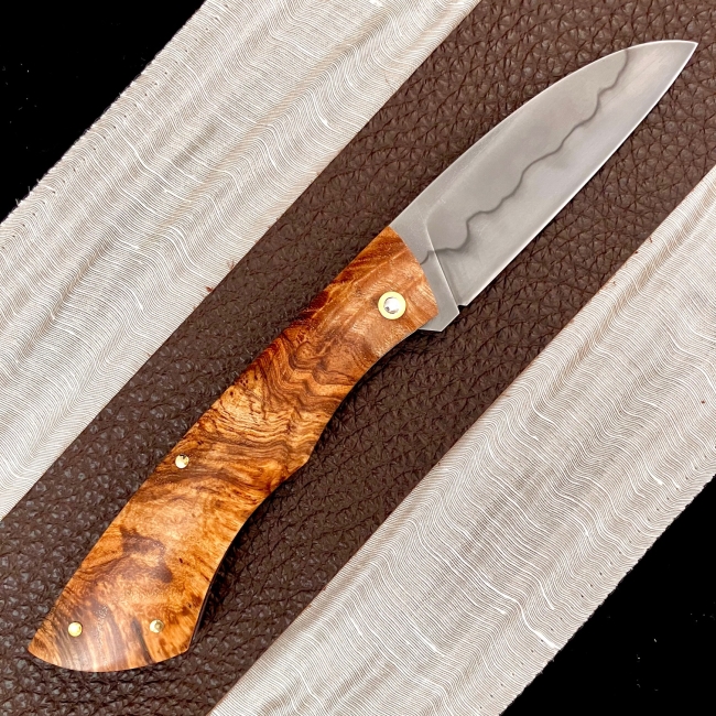 Couteau a cran forcé (vendu)