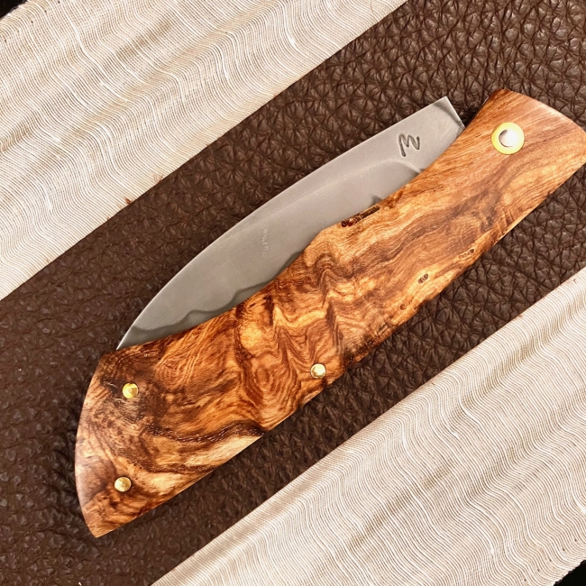 Couteau a cran forcé (vendu)